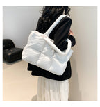 𝗪𝗶𝗻𝘁𝗲𝗿 𝗦𝗼𝗳𝘁 𝗟𝘂𝘅𝗲 𝗧𝗼𝘁𝗲™️